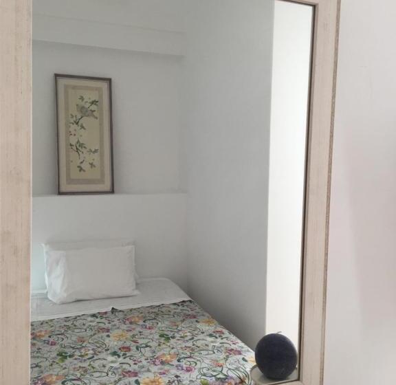 اتاق استاندارد یک نفره, Formosa Guest House