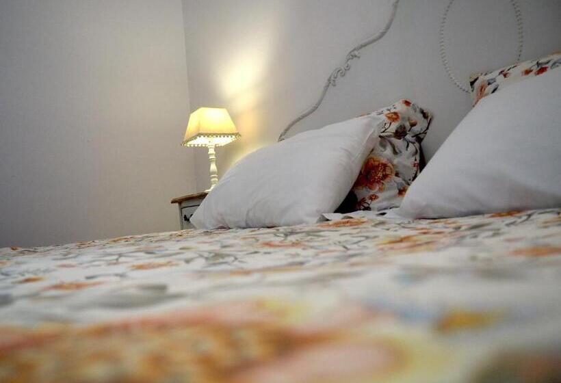 سوئیت با تخت بزرگ, Formosa Guest House