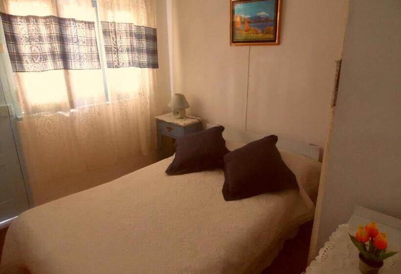 اتاق استاندارد یک نفره, Hospedagem Chave D Ouro