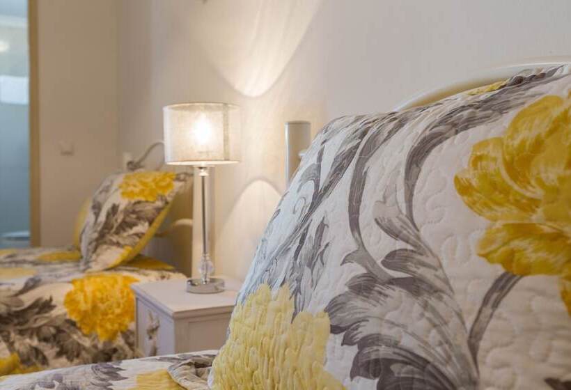اتاق استاندارد با بالکن, Hospedaria Os Condes