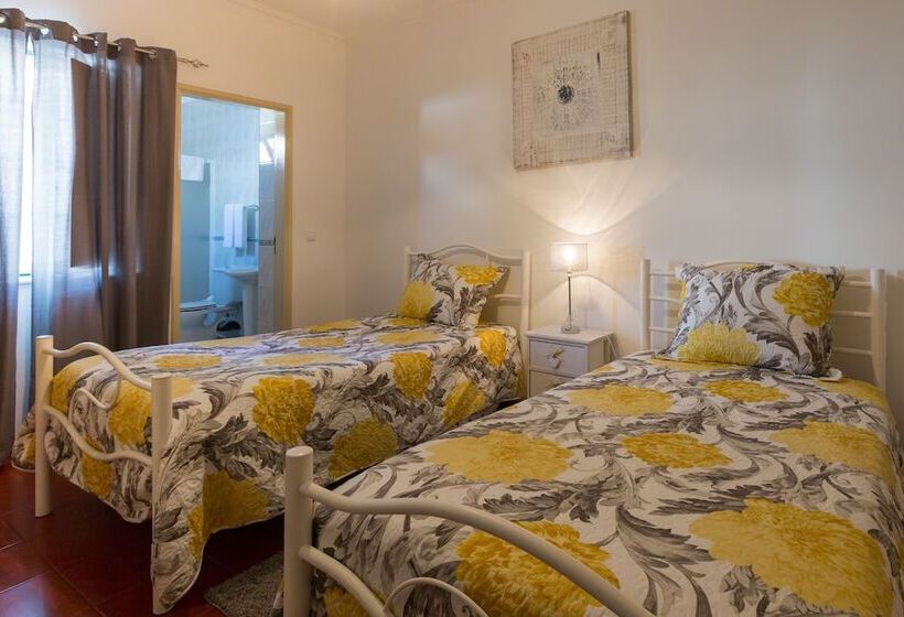 اتاق استاندارد با بالکن, Hospedaria Os Condes