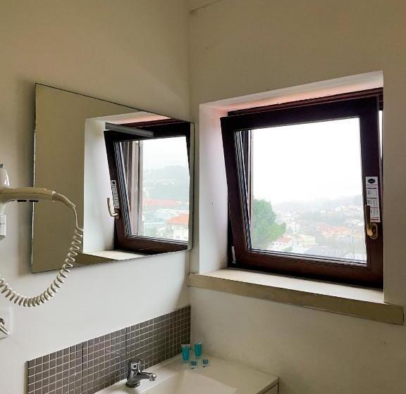 سوییت, Jantesta Guest House