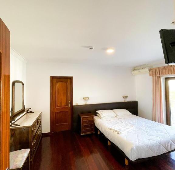سوییت, Jantesta Guest House