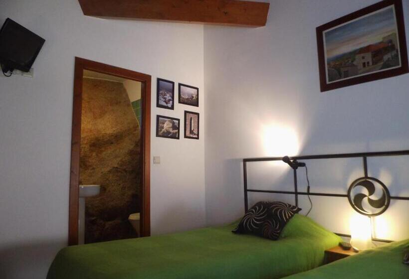 اتاق استاندارد, Taverna Lusitana