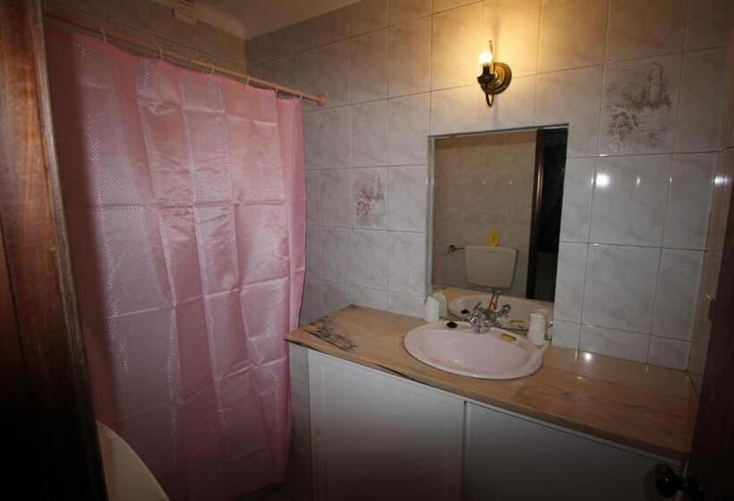 اتاق استاندارد سه نفره, Vila Sodré Guest House