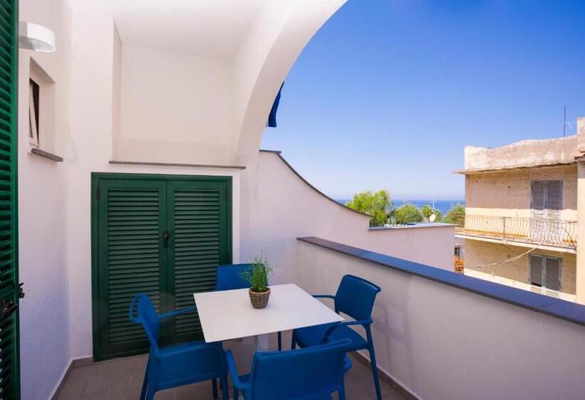 استودیوی استاندارد, Il Soffio Di Tifeo   Resort