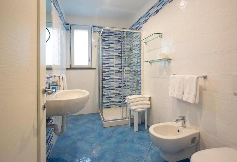 استودیوی سوپریور, Il Soffio Di Tifeo   Resort