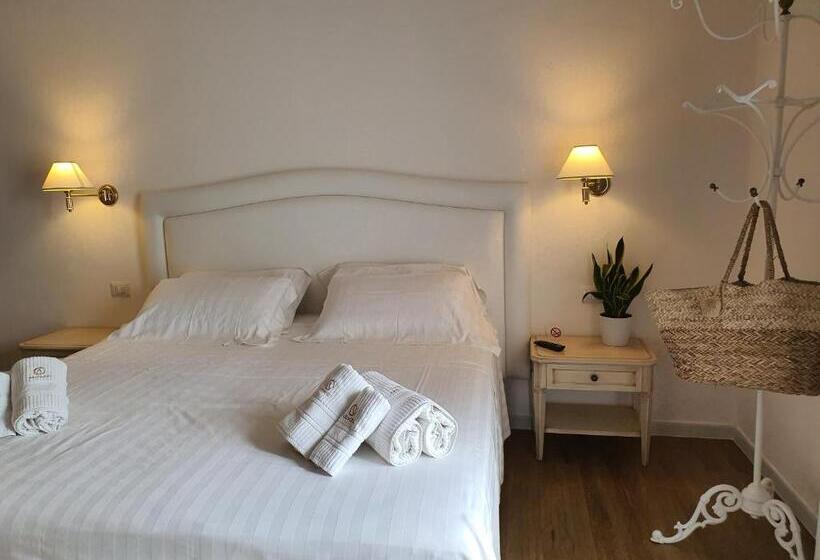 اتاق استاندارد سه تخته با چشم‌انداز باغ, Arenosu Comfort Country Resort
