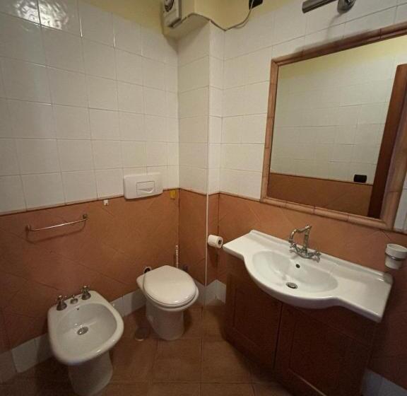 آپارتمان 1 خوابه با چشم‌انداز استخر, Residenza Vallefiorita