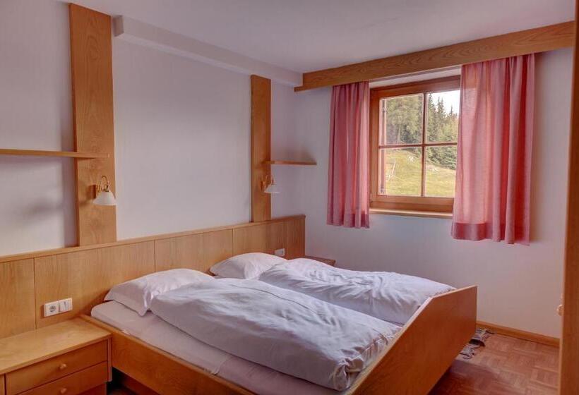 اتاق استاندارد سه نفره, Gasthaus Furlhütte