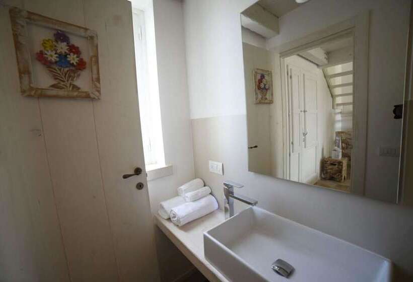 استودیوی لوکس, Agrumare Farm Holiday