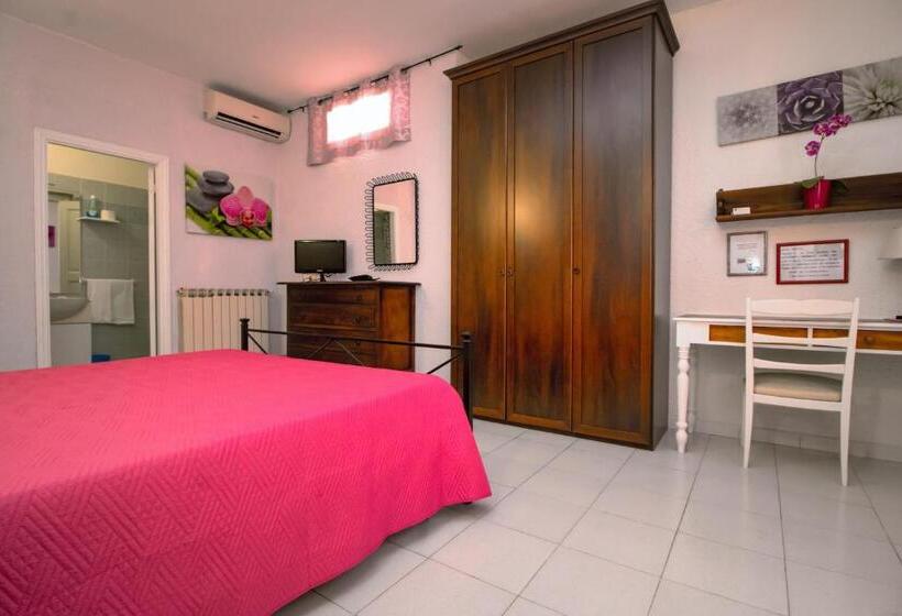 استودیو استاندارد با تخت کینگ, Casale Gli Ulivi