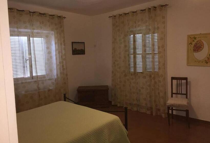 آپارتمان 2 خوابه, Casale Gli Ulivi