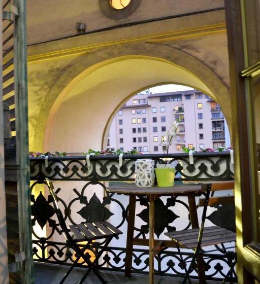 اتاق سوپریور با چشم‌انداز رودخانه, Pontevecchio Relais