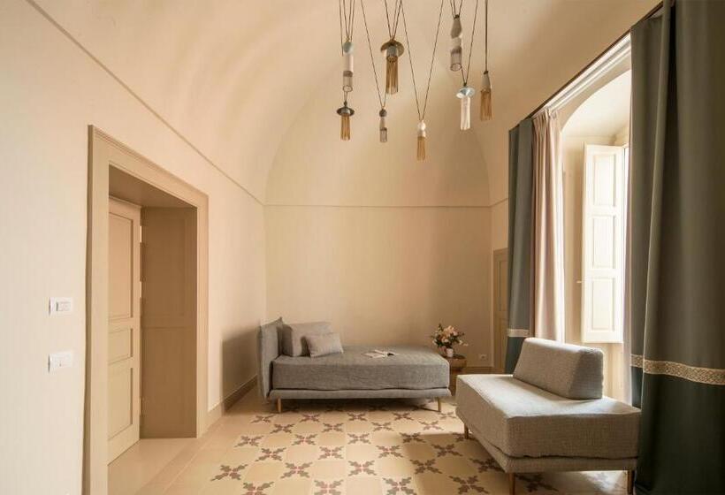 سوئیت با بالکن, San Michele Suite