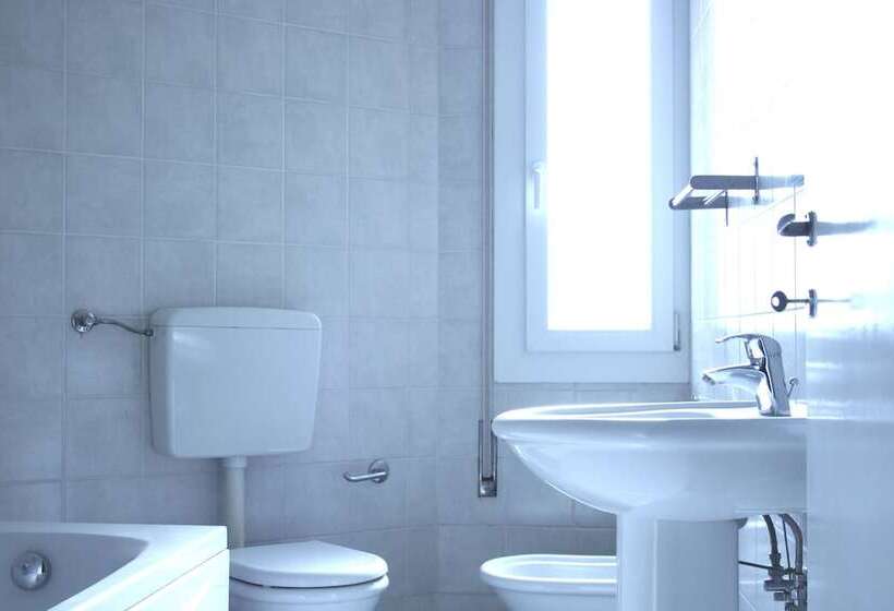 اتاق استاندارد با سرویس بهداشتی مشترک, The Guesthouse Treviso