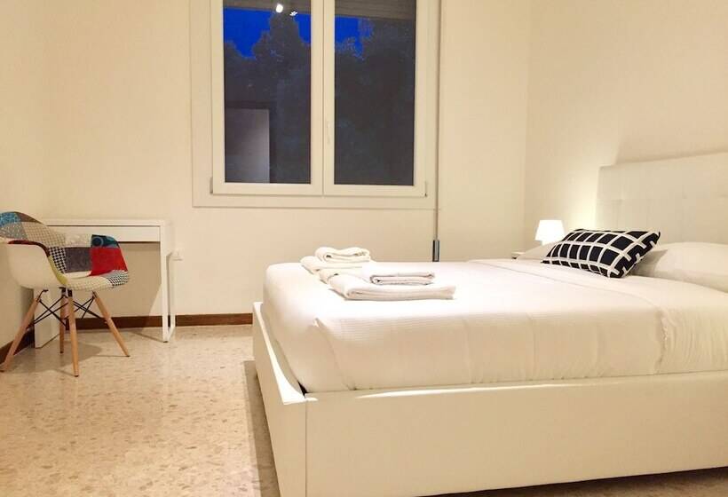 اتاق استاندارد با سرویس بهداشتی مشترک, The Guesthouse Treviso
