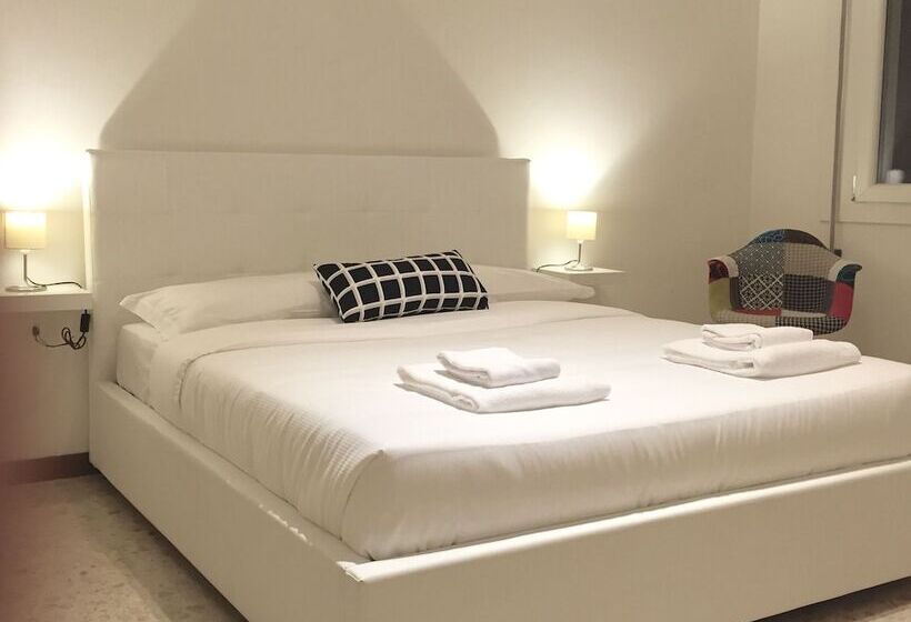 اتاق استاندارد با سرویس بهداشتی مشترک, The Guesthouse Treviso