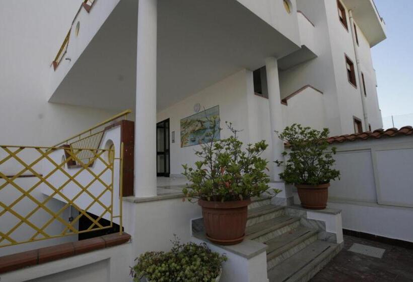 آپارتمان 2 خوابه, Residence Le Magnolie