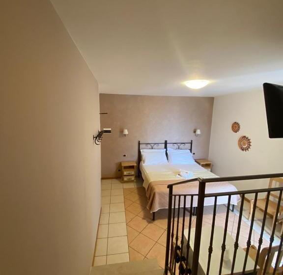 اتاق لوکس با چشم‌انداز دریاچه, Agriturismo Costadoro