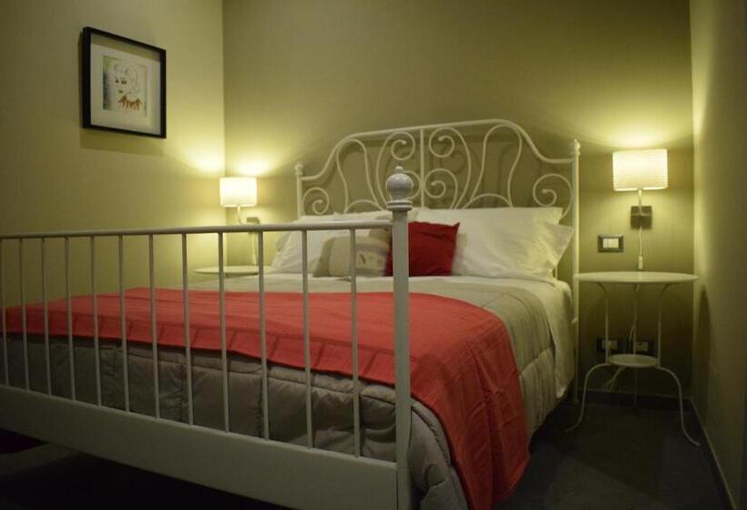 اتاق استاندارد با بالکن, Cento Tari' Guest House
