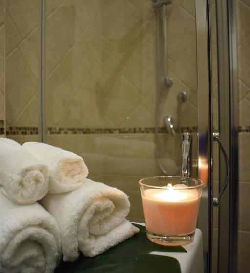 اتاق استاندارد با بالکن, Cento Tari' Guest House