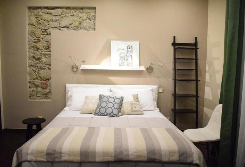 اتاق استاندارد با بالکن, Cento Tari' Guest House