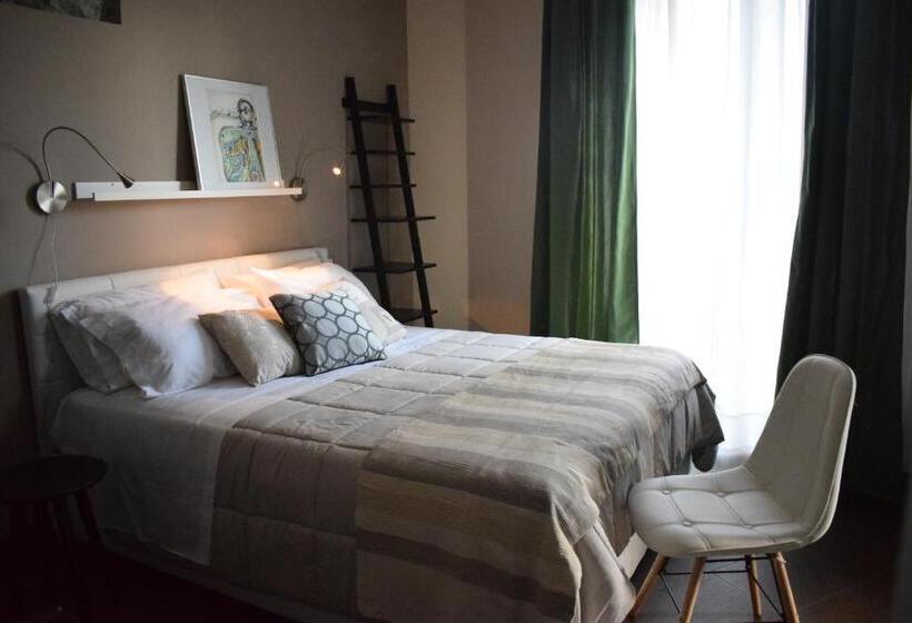 اتاق استاندارد با بالکن, Cento Tari' Guest House