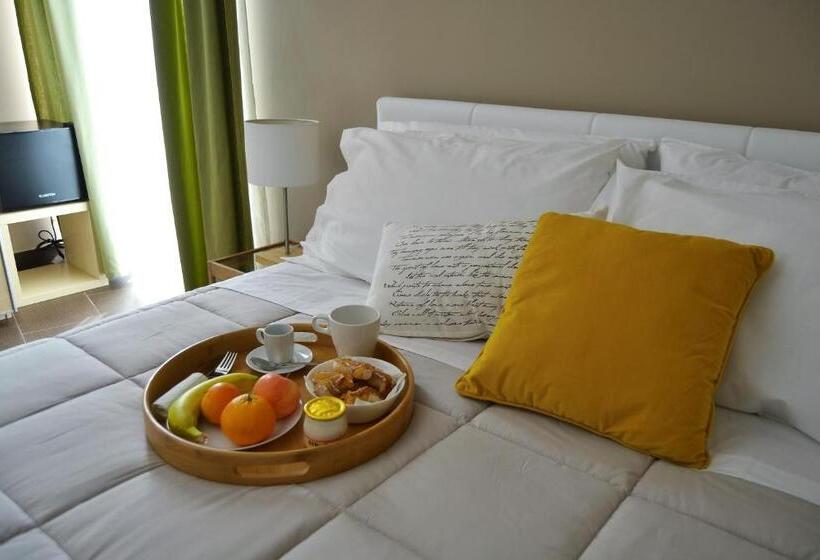 اتاق استاندارد با تراس, Cento Tari' Guest House