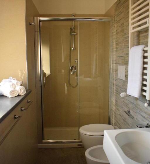 اتاق استاندارد با بالکن, Cento Tari' Guest House
