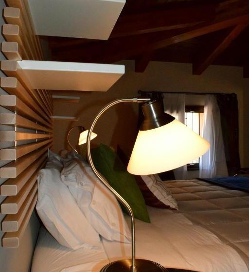سوئیت جونیور با تراس, Cento Tari' Guest House