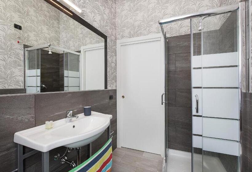 استودیوی لوکس, Bnbook Residence La Red