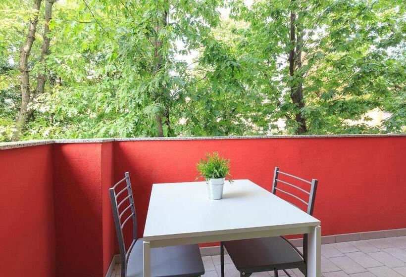 استودیوی استاندارد, Bnbook Residence La Red