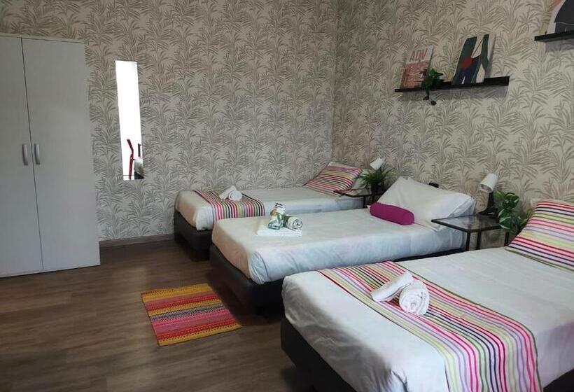 استودیوی استاندارد, Bnbook Residence La Red