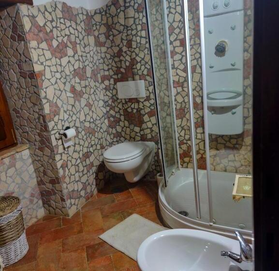 اتاق خانوادگی, Agriturismo Le Faeta