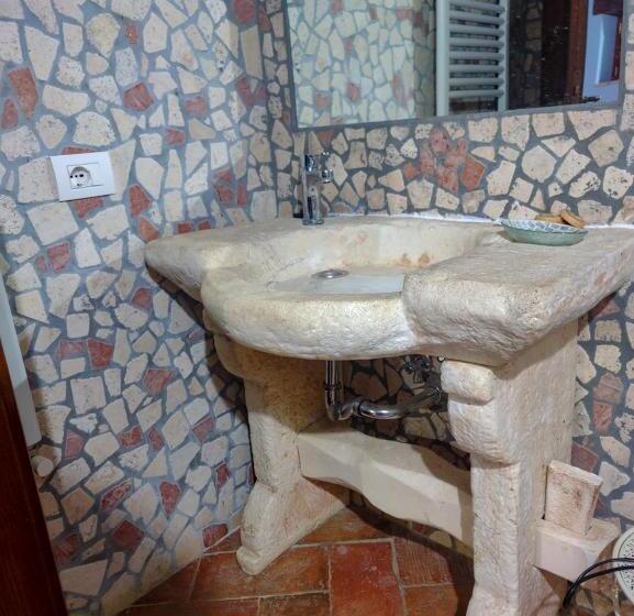 اتاق خانوادگی, Agriturismo Le Faeta