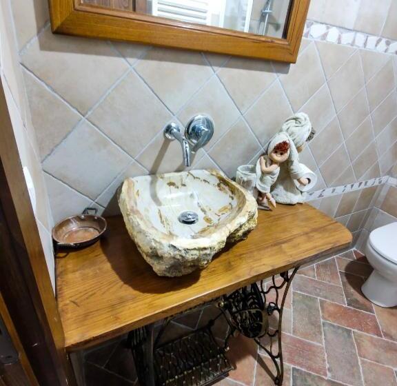 اتاق لوکس, Agriturismo Le Faeta