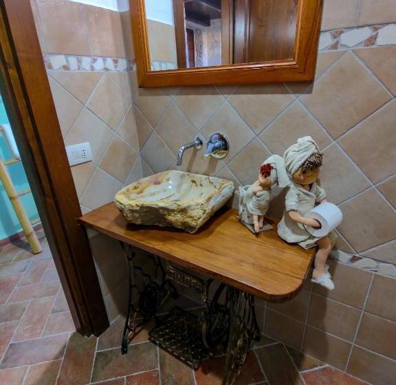 اتاق لوکس, Agriturismo Le Faeta