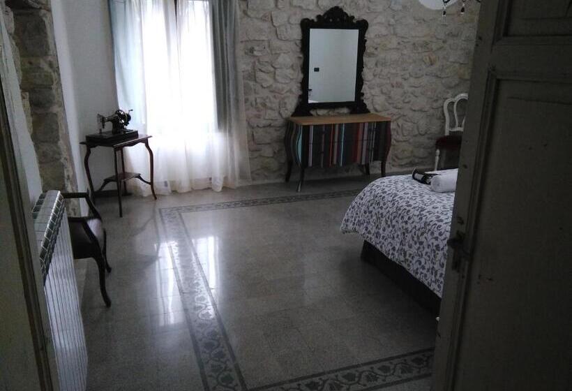 اتاق خانوادگی, Casina Di Pietra