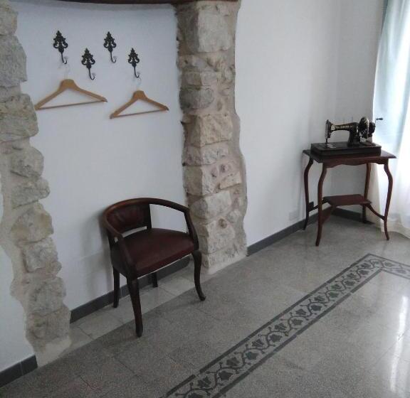اتاق خانوادگی, Casina Di Pietra