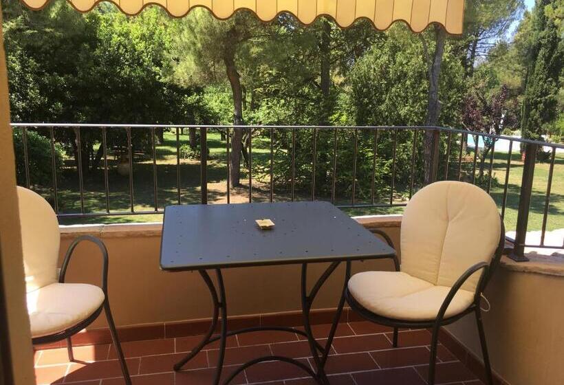 آپارتمان 1 خوابه با بالکن, Il Colle Delle Terrazze