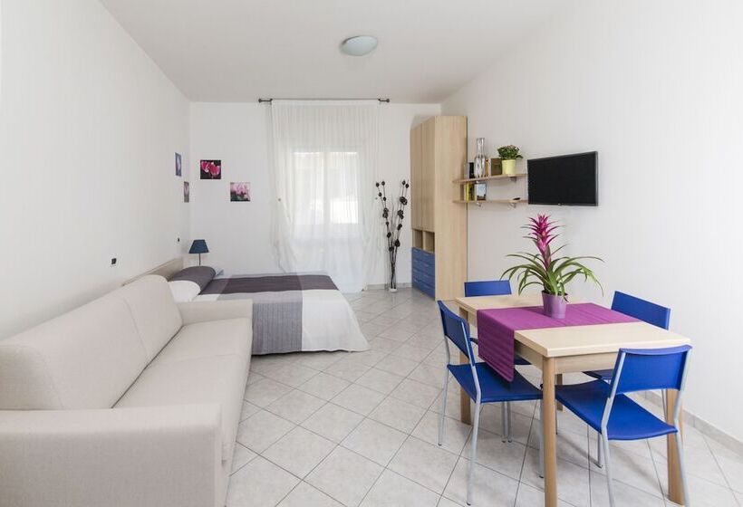 استودیوی استاندارد, Residence Verbena