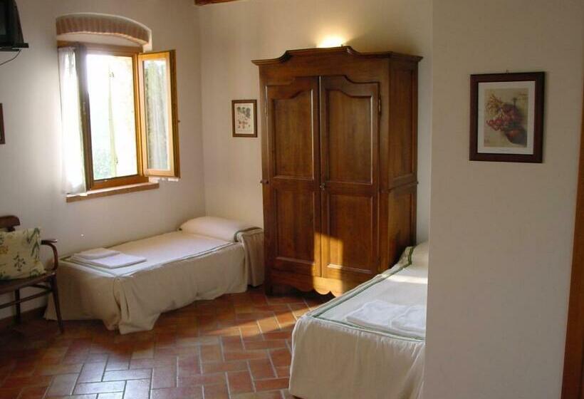 اتاق استاندارد سه نفره, Agriturismo Le Fornase