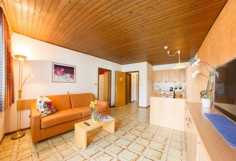آپارتمان 1 خوابه, Residence Silvia