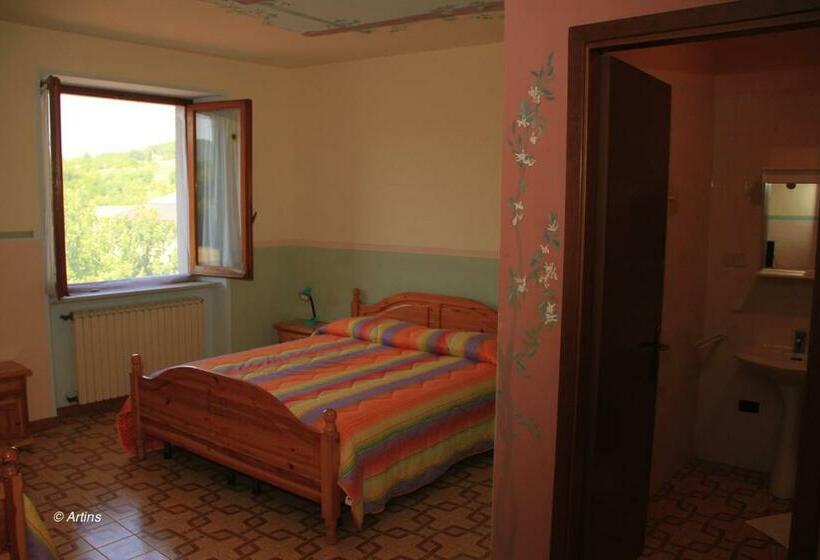 اتاق استاندارد سه نفره, Agriturismo La Praduscella