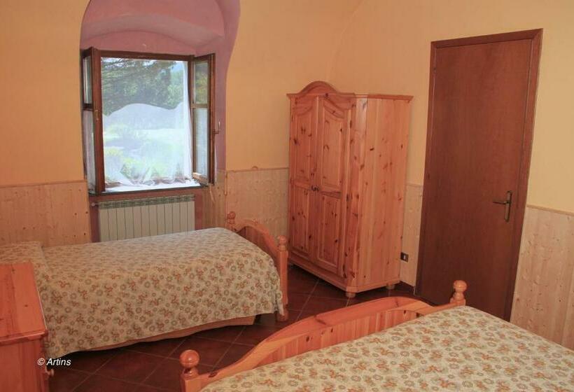آپارتمان 1 خوابه همکف, Agriturismo La Praduscella