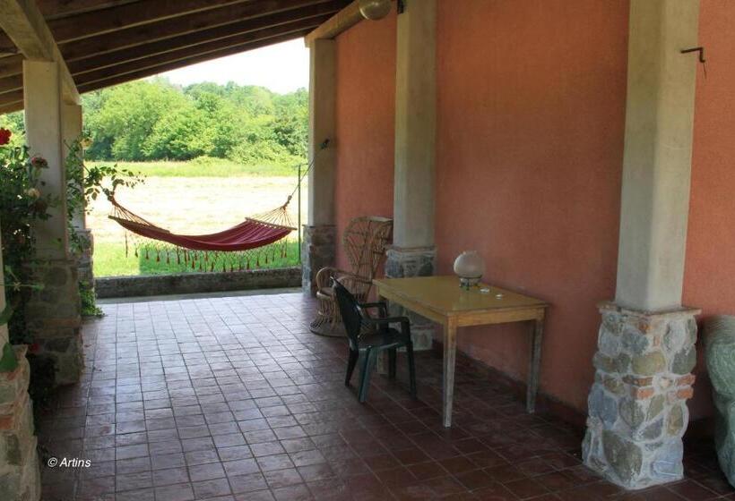 آپارتمان 1 خوابه همکف, Agriturismo La Praduscella