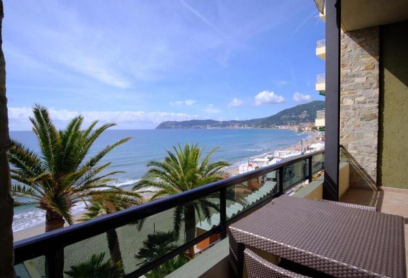 استودیوی استاندارد با چشم‌انداز دریا, Residence Sole Mare Alaxi Hotels