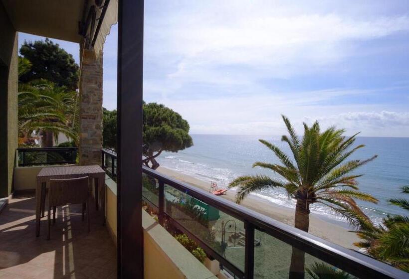 استودیوی استاندارد با چشم‌انداز دریا, Residence Sole Mare Alaxi Hotels
