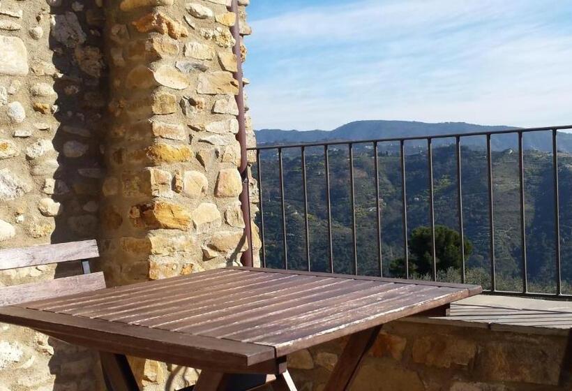 آپارتمان 1 خوابه با تراس, Agriturismo C'era Una Volta